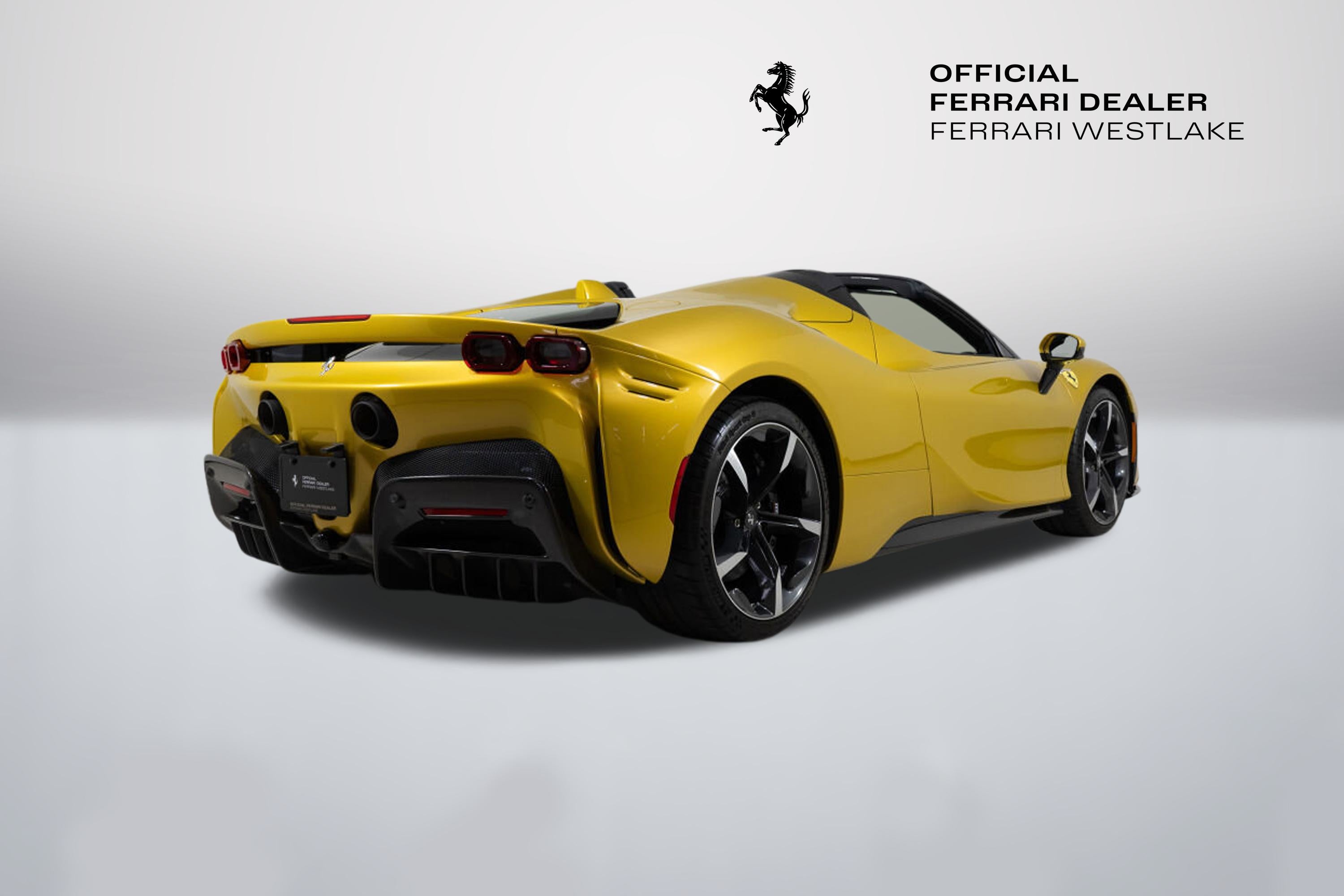2022 Ferrari SF90 Base - Photo 13