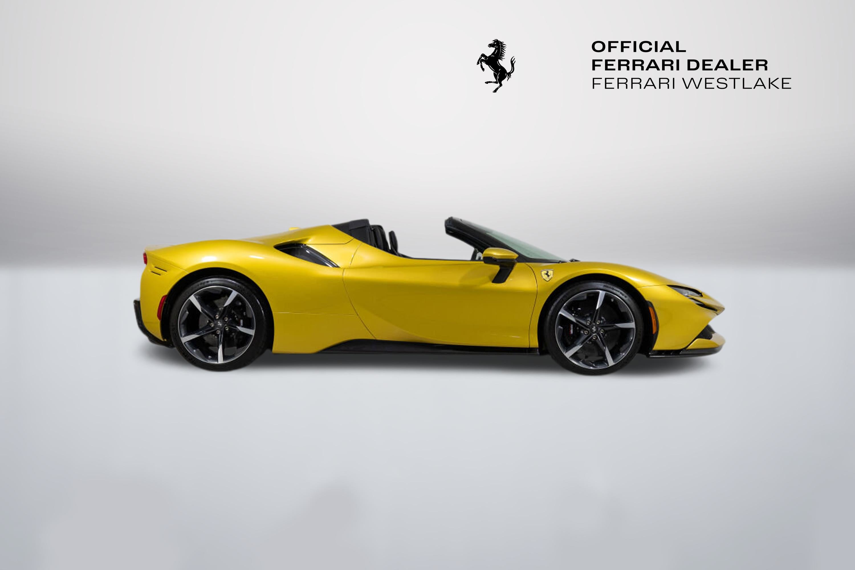 2022 Ferrari SF90 Base - Photo 14