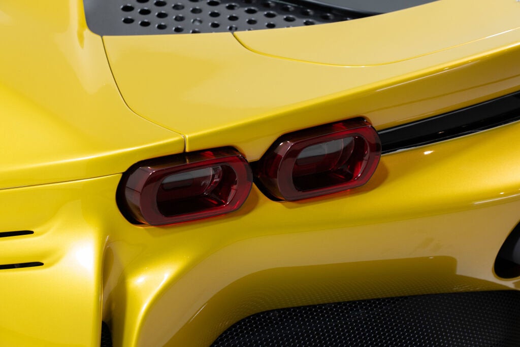 2022 Ferrari SF90 Base - Photo 27