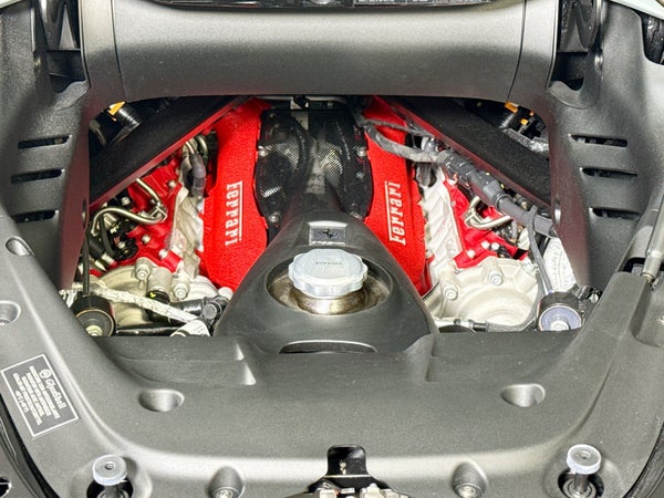 Ferrari SF90 Spider