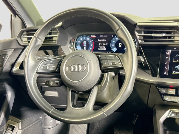 Pre-Owned Inventory 77 Premium 40 TFSI quattro