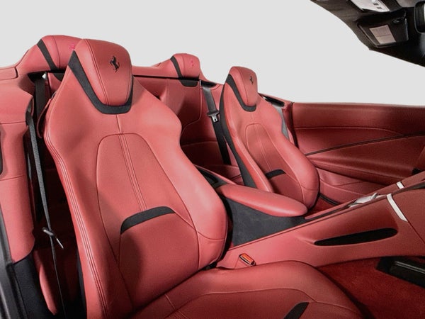 Ferrari Roma Spider
