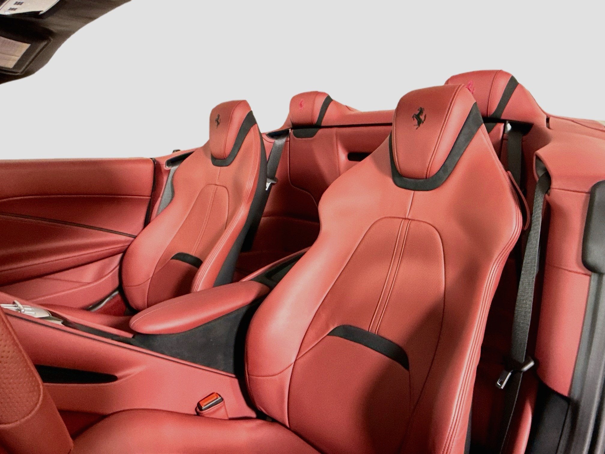 2026 Ferrari Amalfi Base - Photo 19