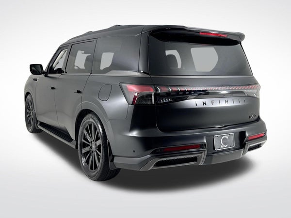 Pre-Owned Inventory 8 LUXE RWD
