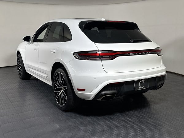 AWD