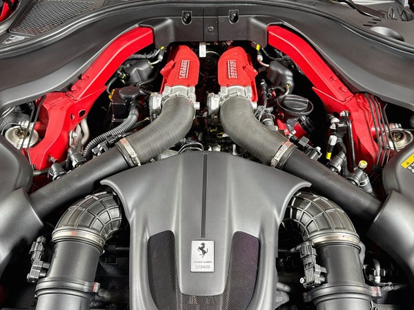 Ferrari Roma Spider