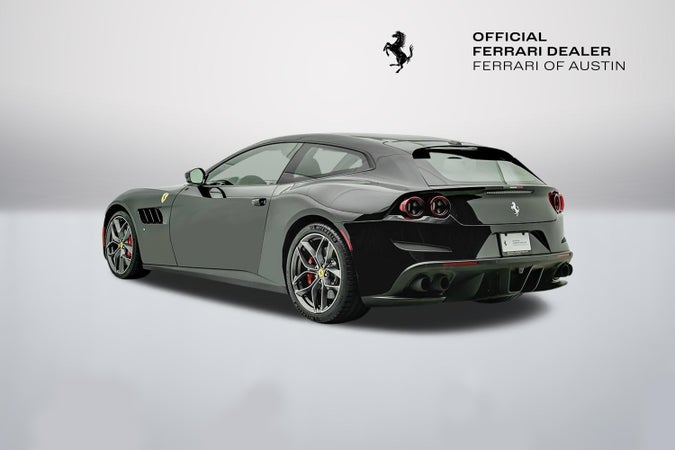 Ferrari GTC4Lusso T