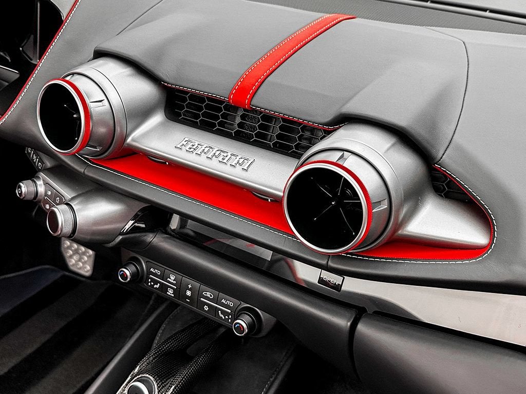 2021 Ferrari 812 GTS Base - Photo 18