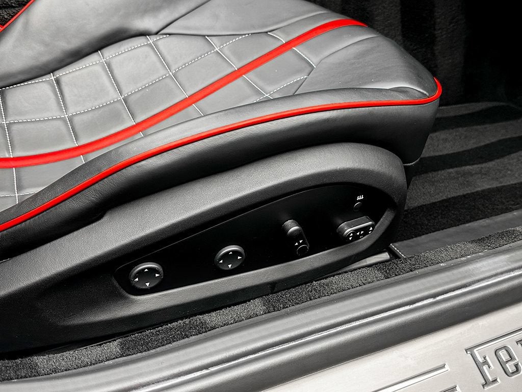 2021 Ferrari 812 GTS Base - Photo 24