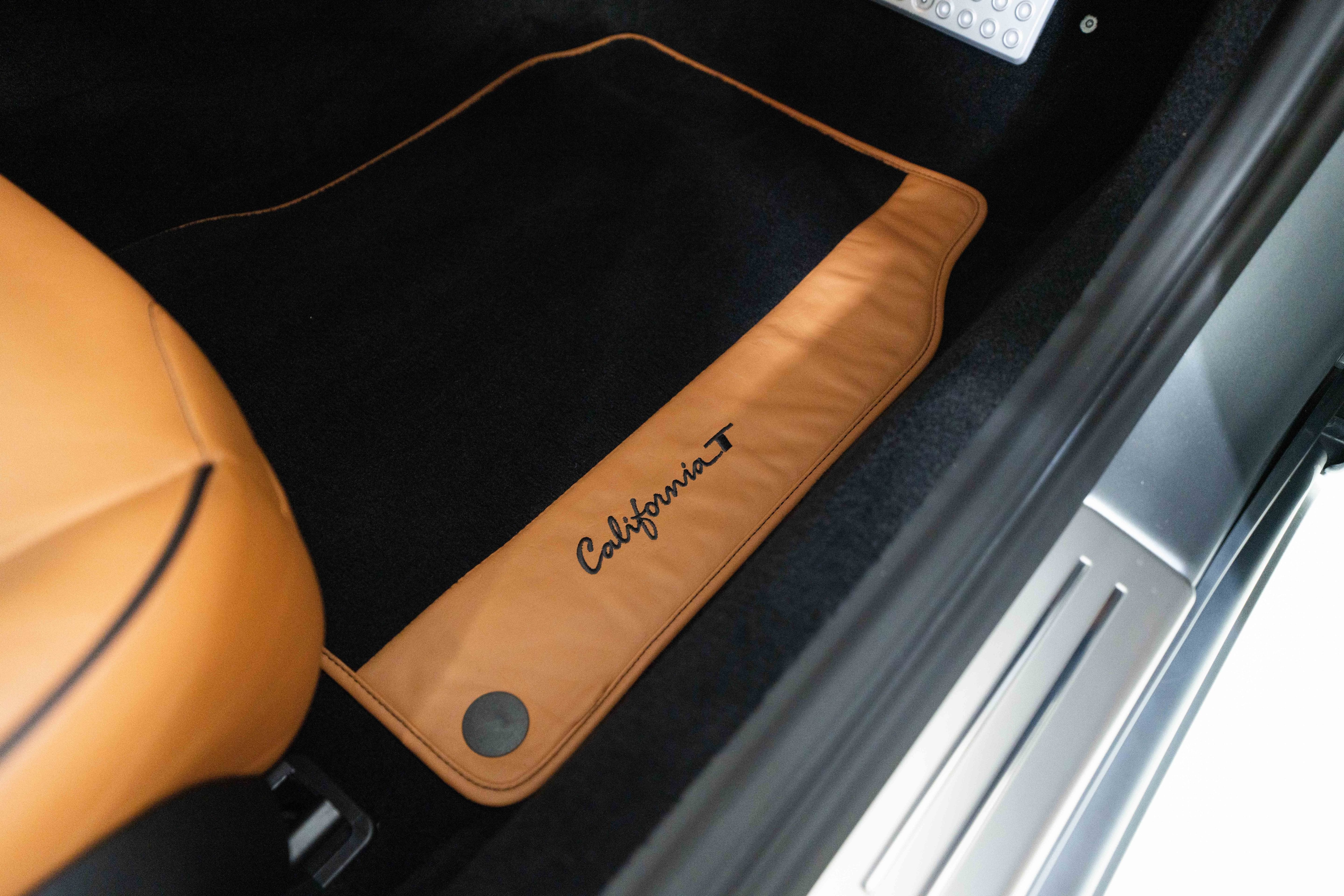 2016 Ferrari California T Base - Photo 53