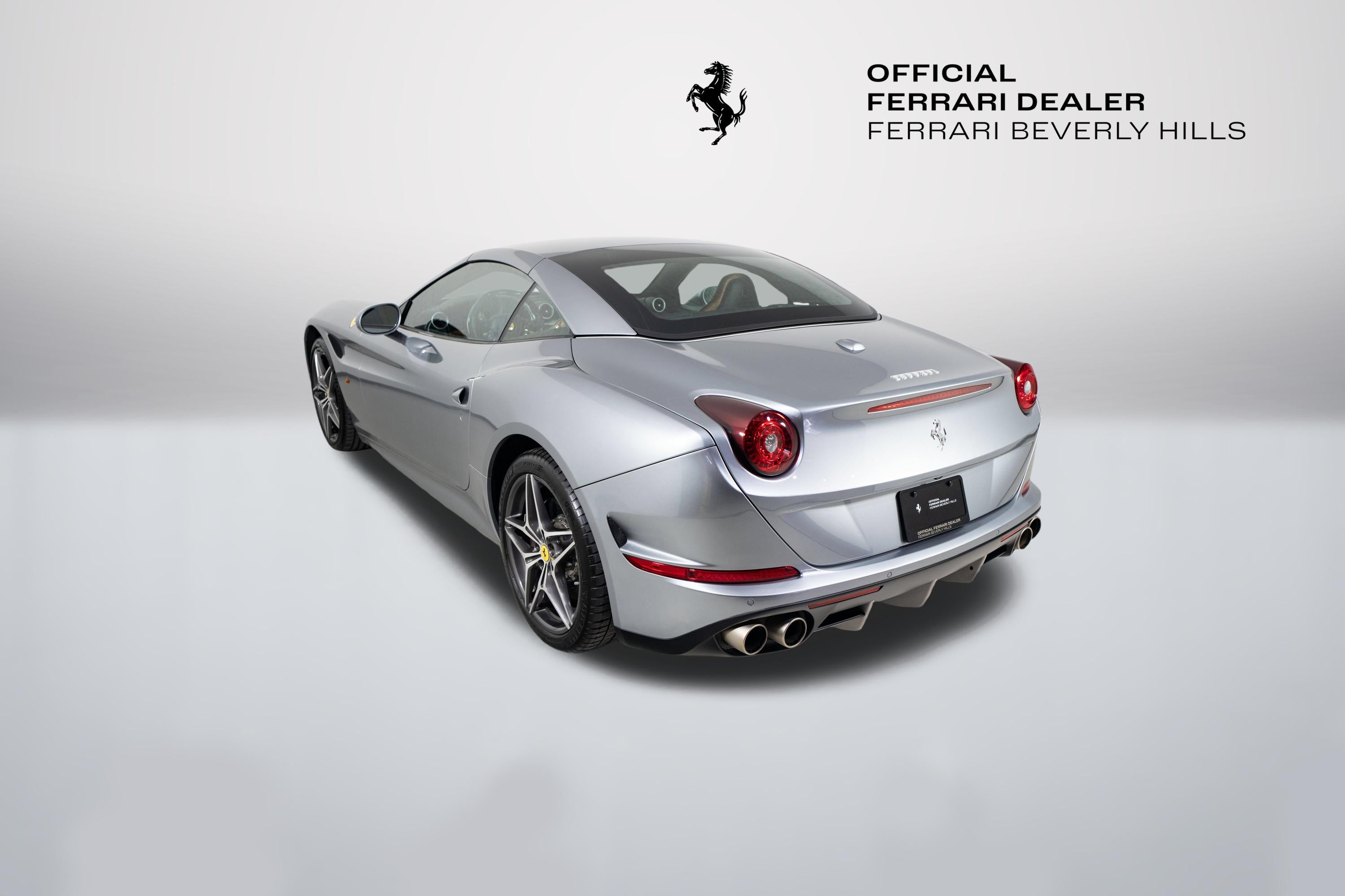 2016 Ferrari California T Base - Photo 68