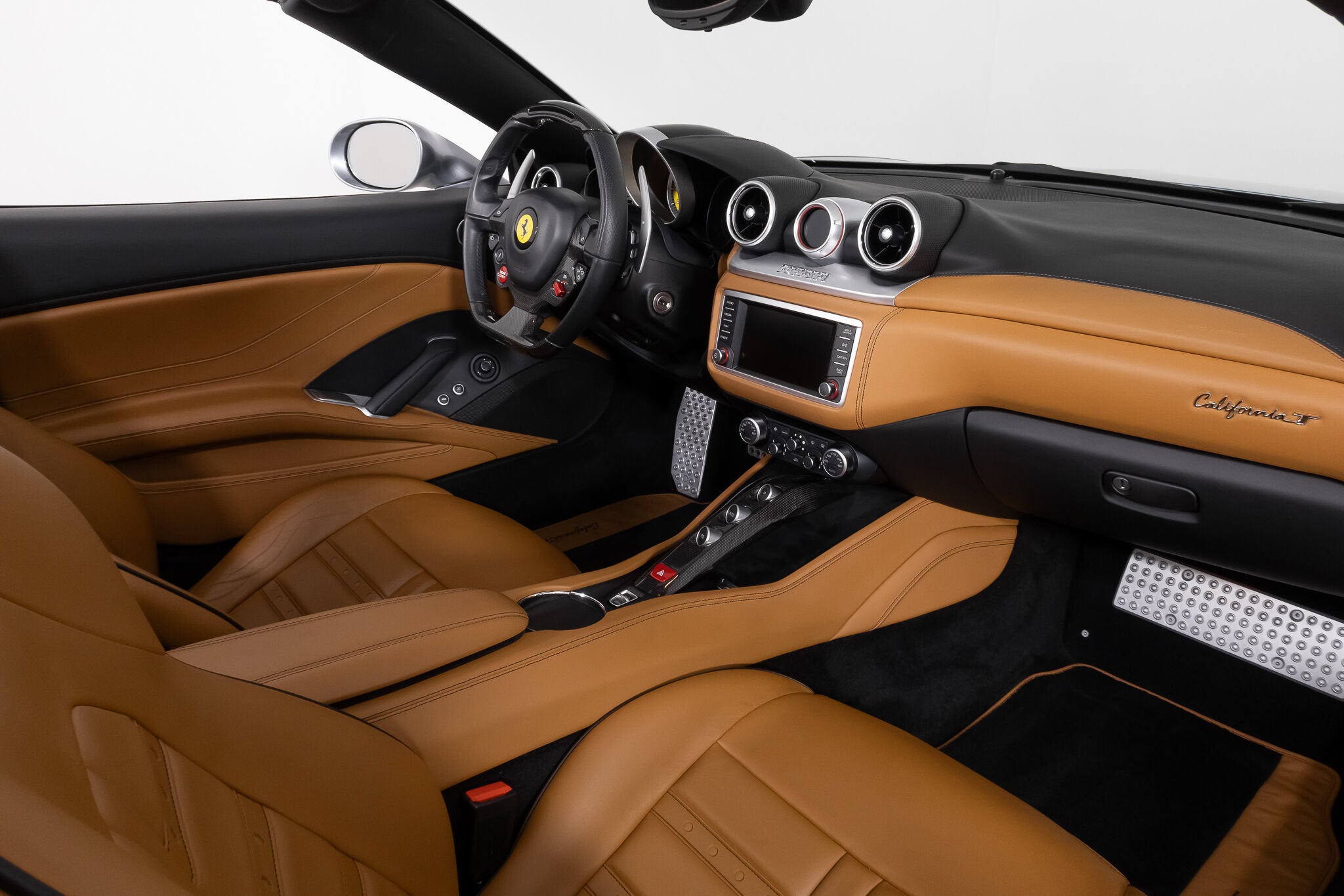 2016 Ferrari California T Base - Photo 41