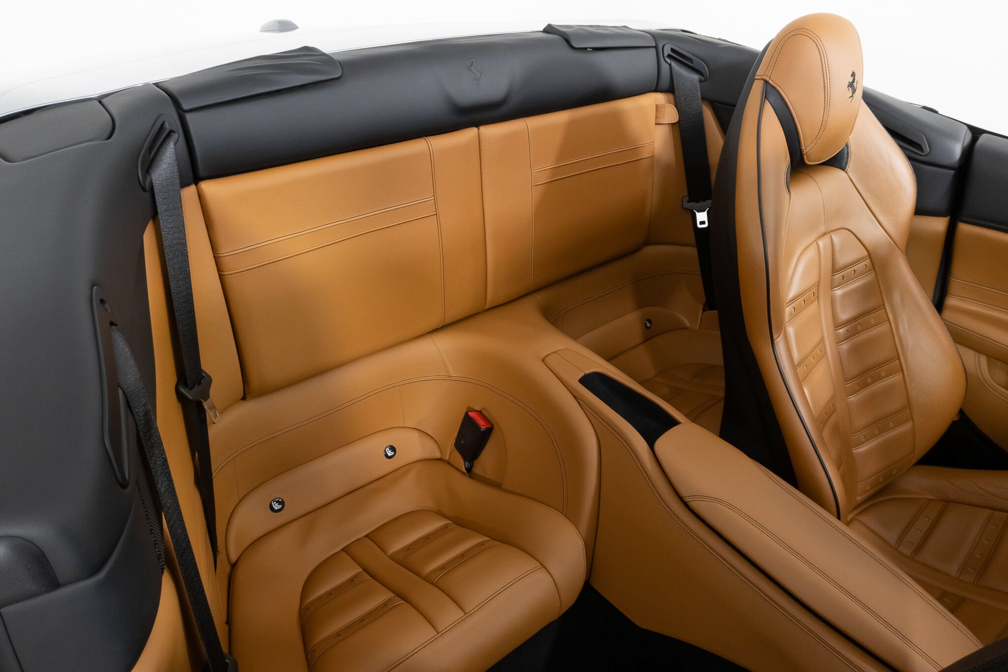 2016 Ferrari California T Base - Photo 44