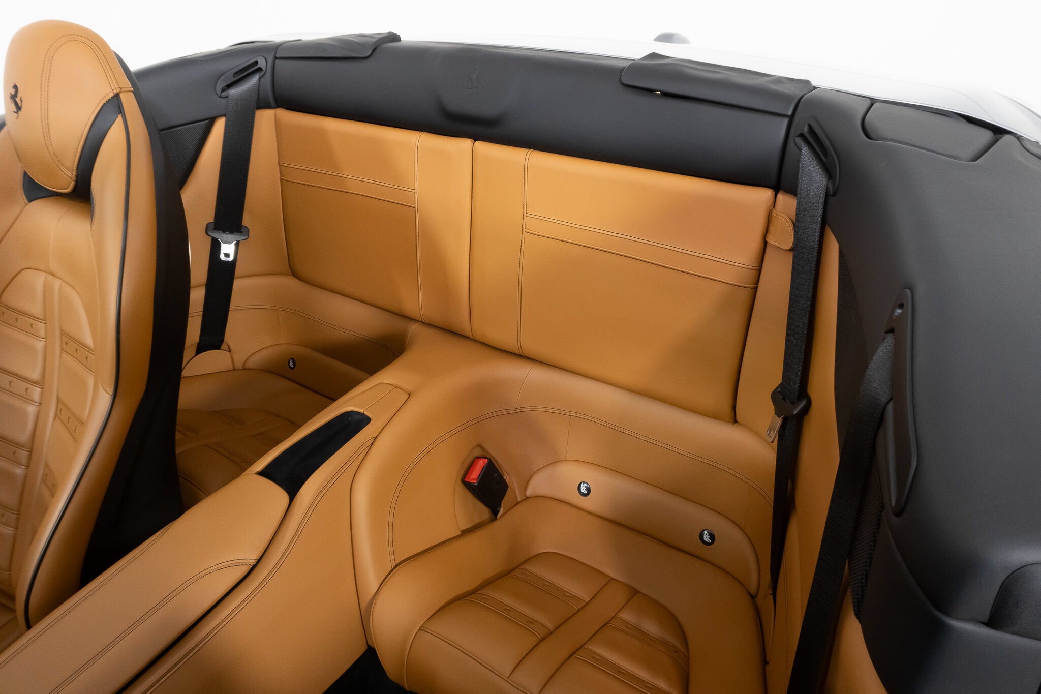 2016 Ferrari California T Base - Photo 47