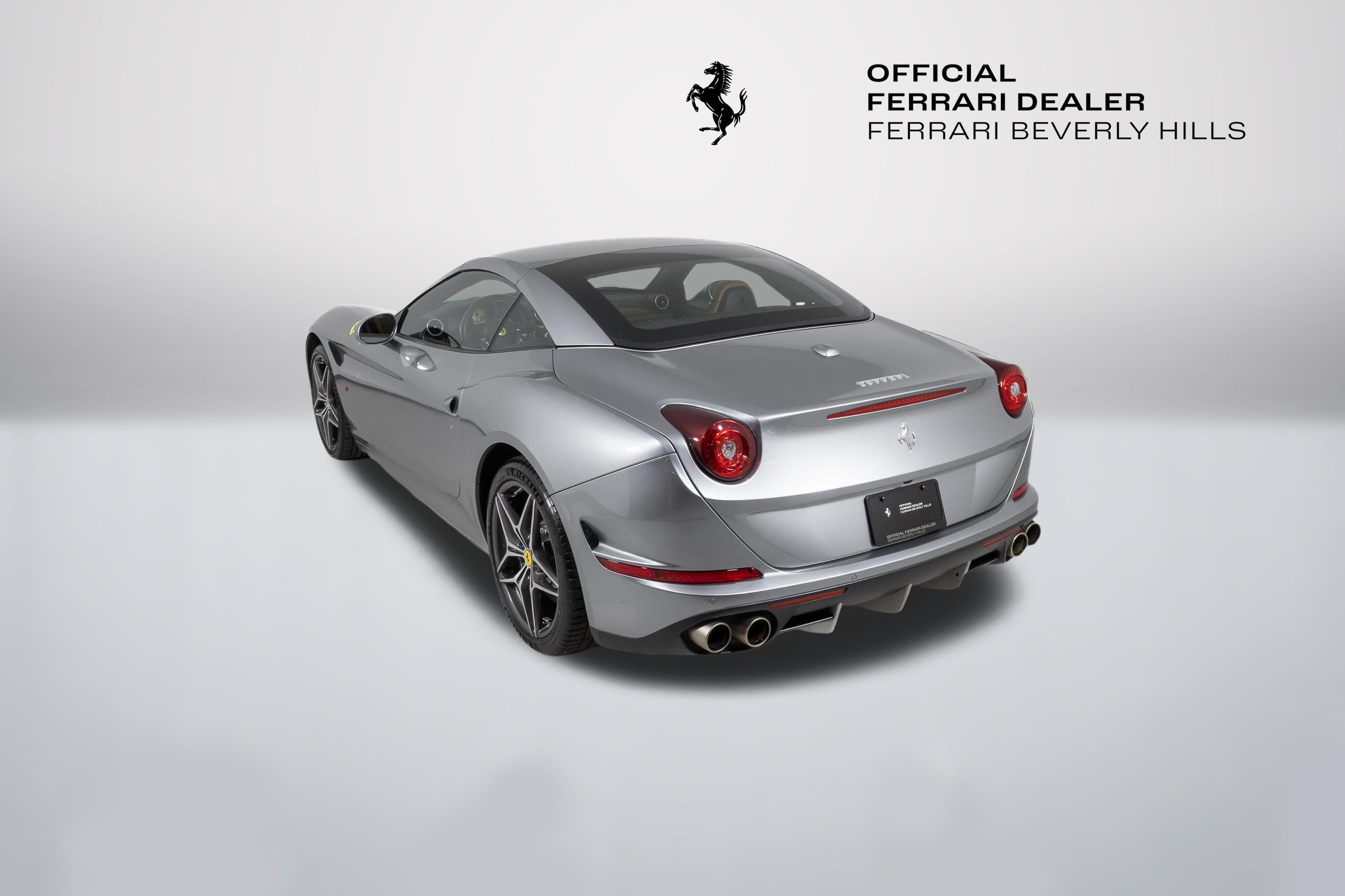 2016 Ferrari California T Base - Photo 49