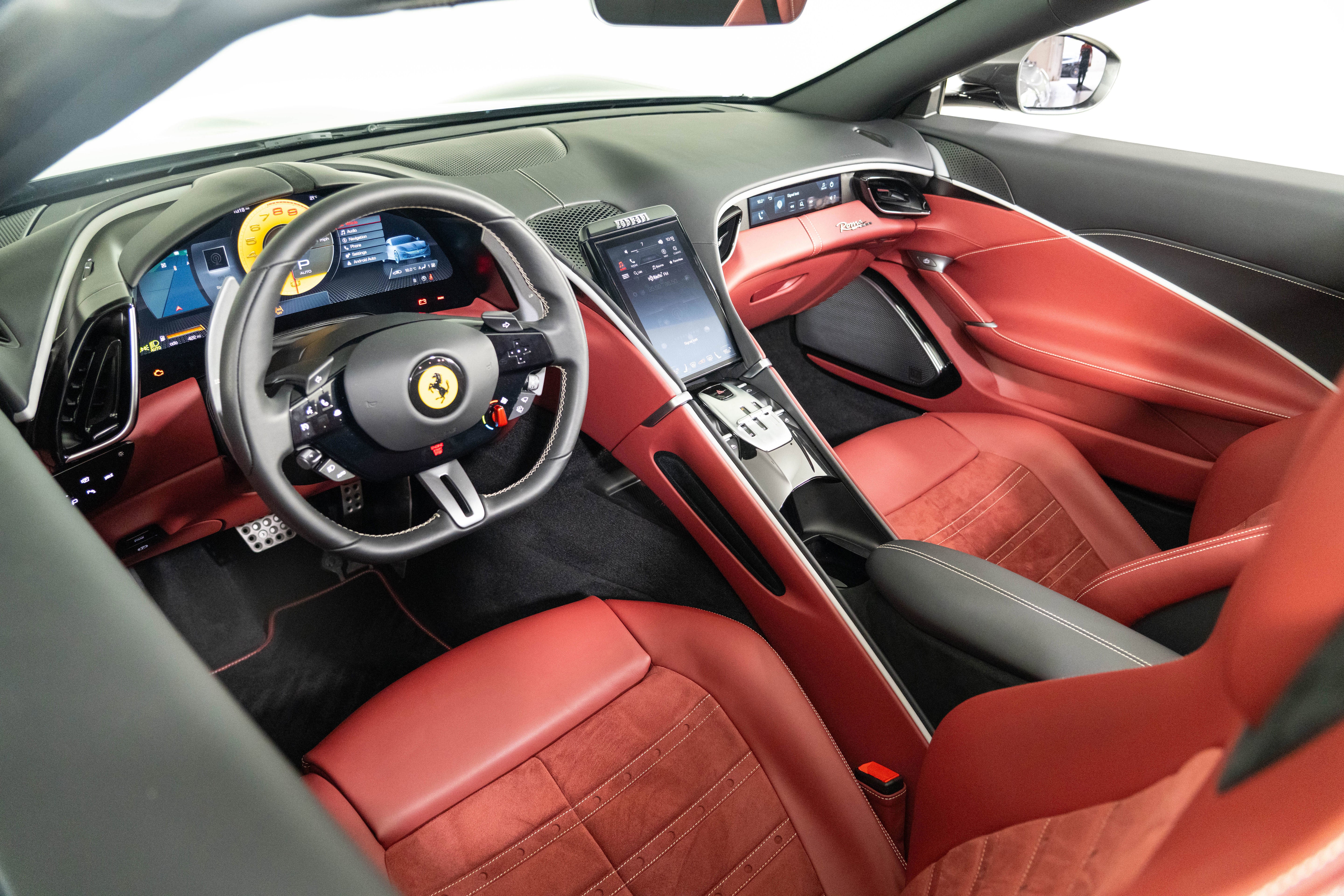 2025 Ferrari Roma Base - Photo 38