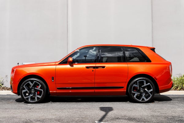 Black Badge Sport Utility