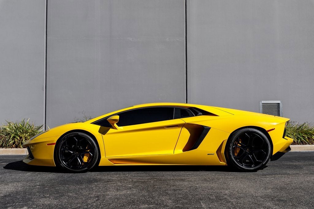2014 Lamborghini Aventador
