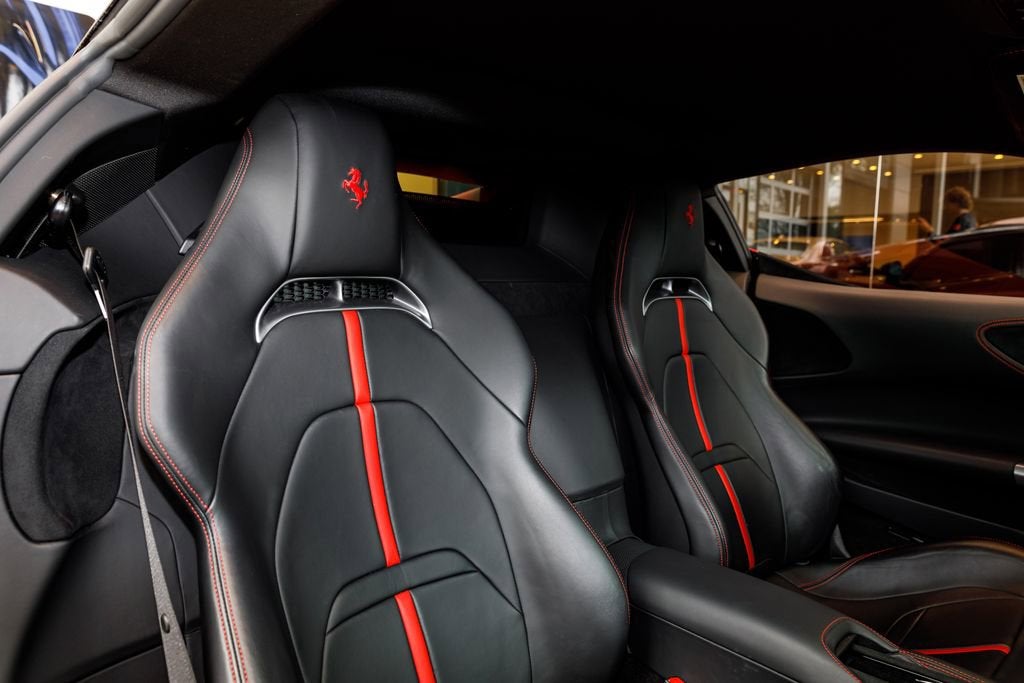 2021 Ferrari SF90 Base - Photo 39