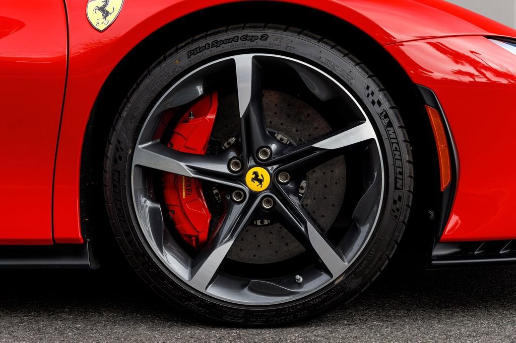 2021 Ferrari SF90 Base - Photo 22