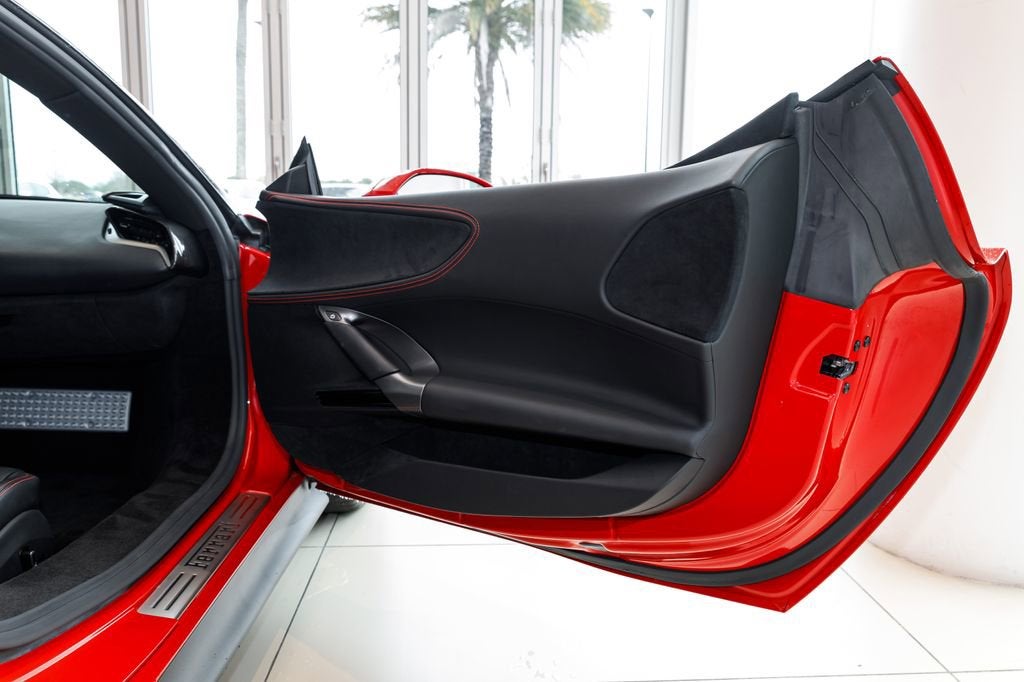 2021 Ferrari SF90 Base - Photo 37