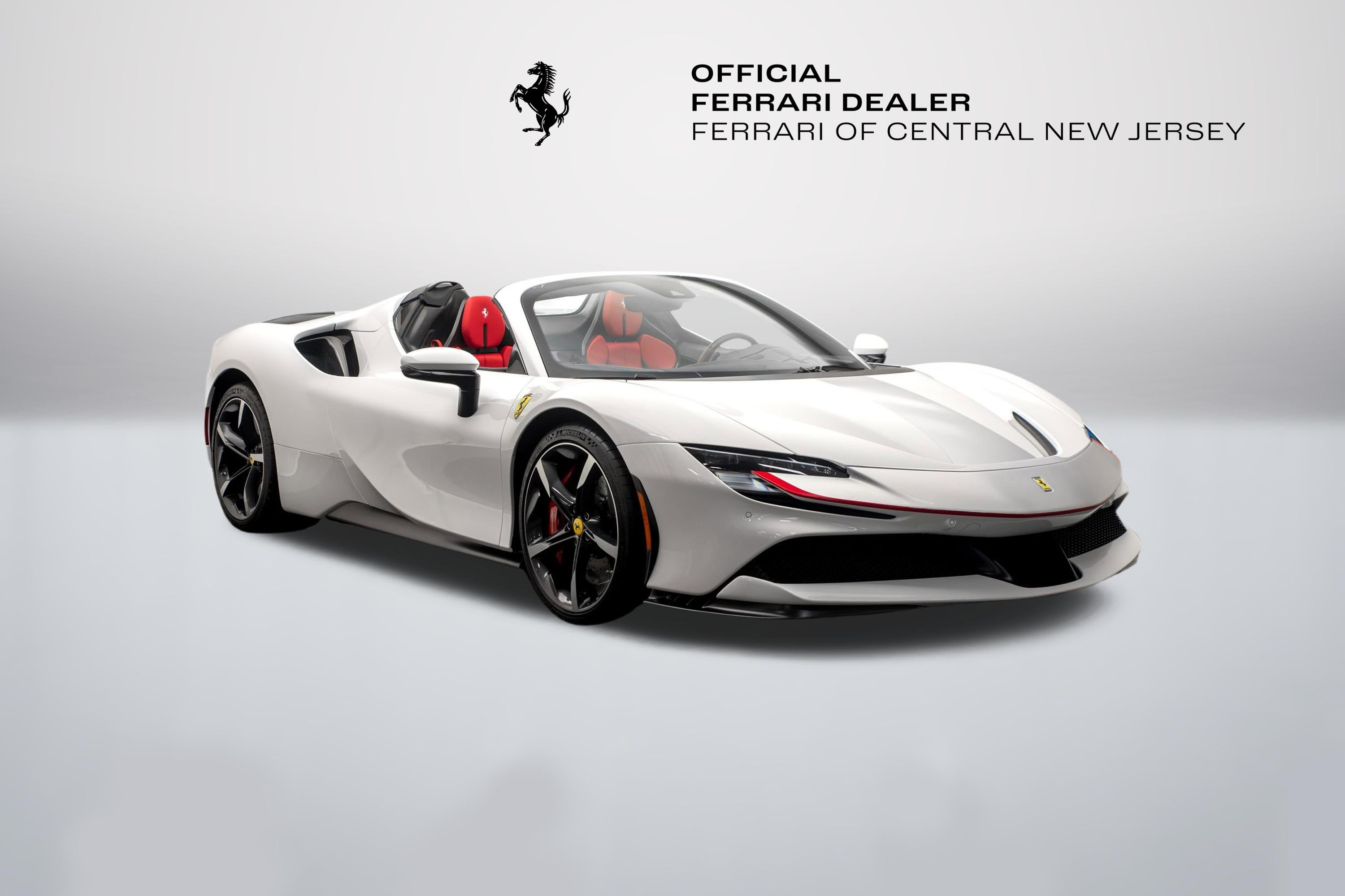 2022 Ferrari SF90 Base - Photo 9