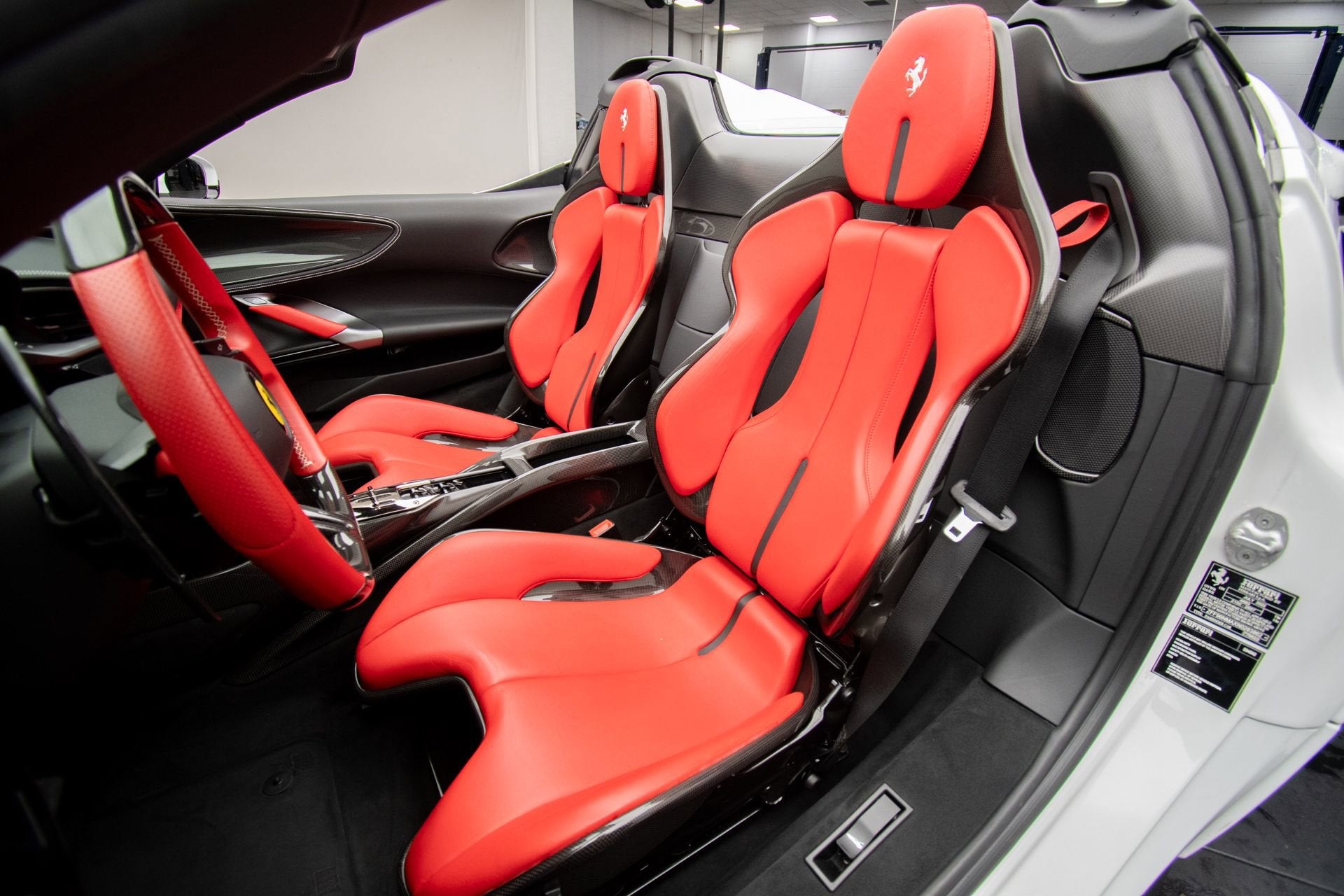 2022 Ferrari SF90 Base - Photo 18