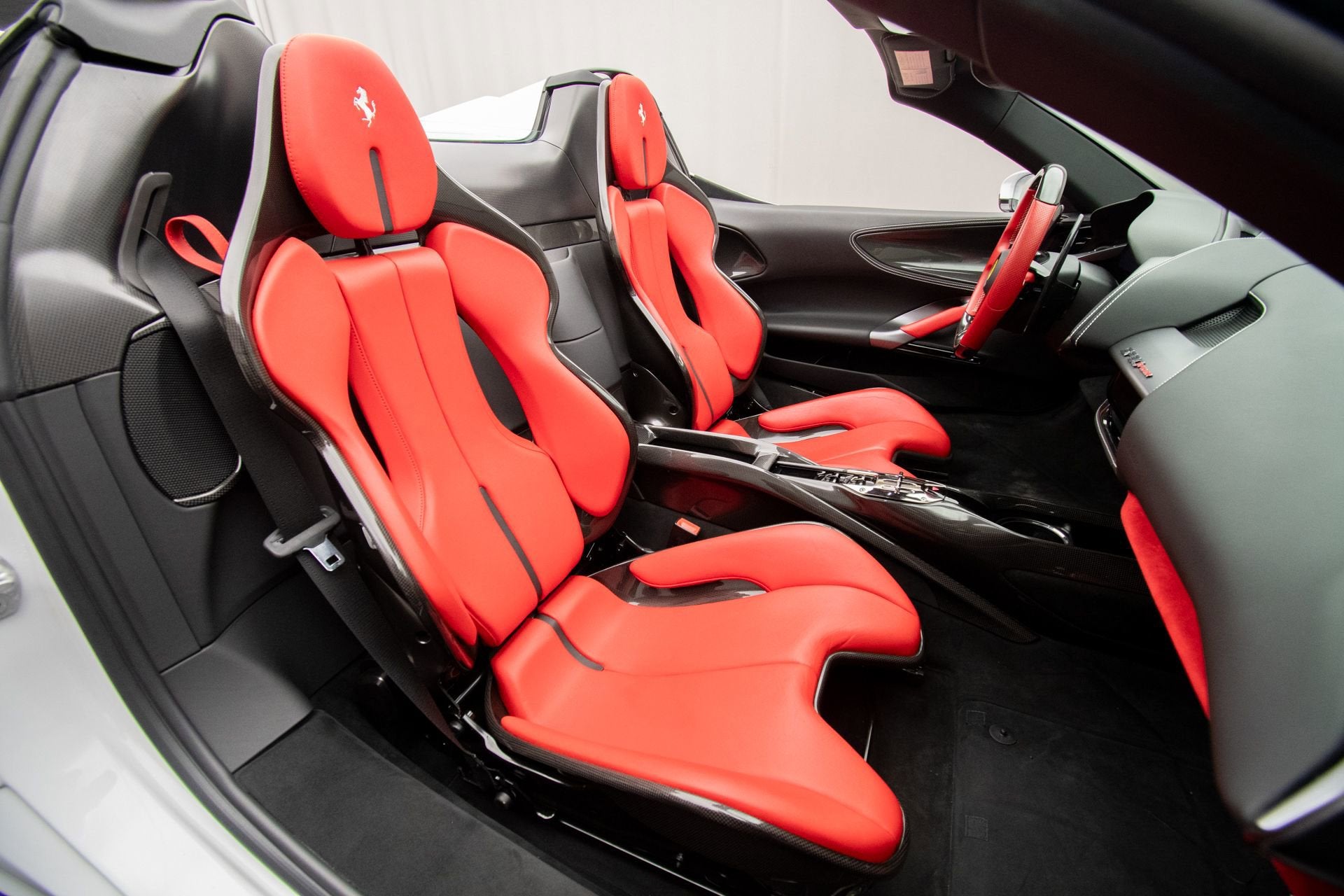 2022 Ferrari SF90 Base - Photo 21