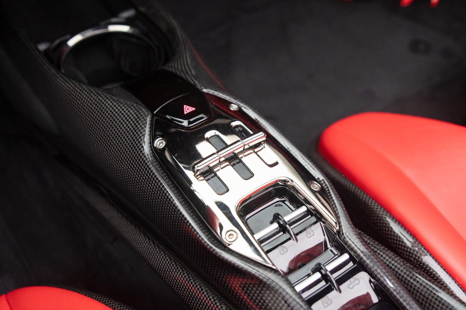 2022 Ferrari SF90 Base - Photo 34