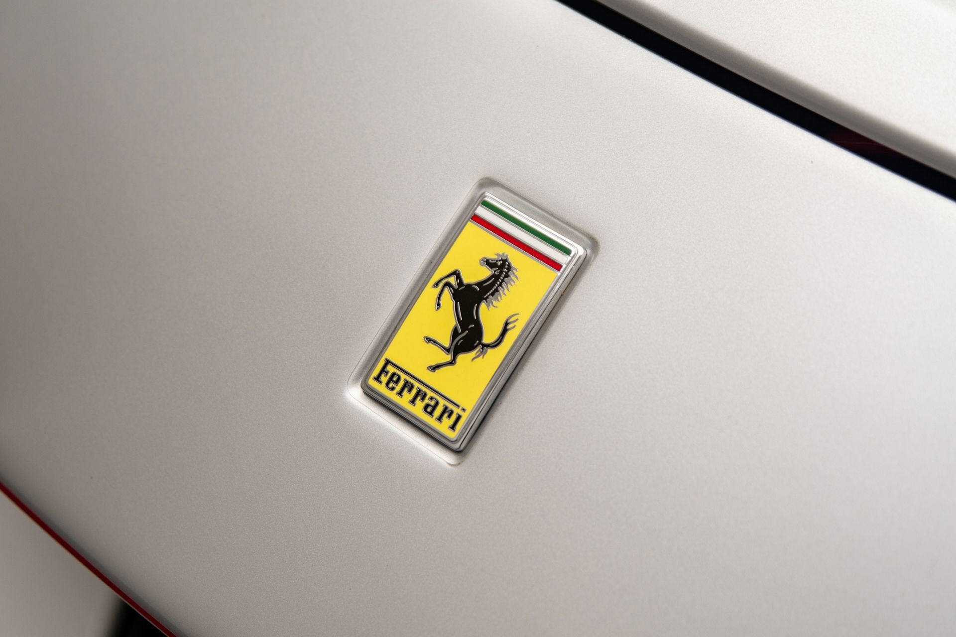 2022 Ferrari SF90 Base - Photo 39
