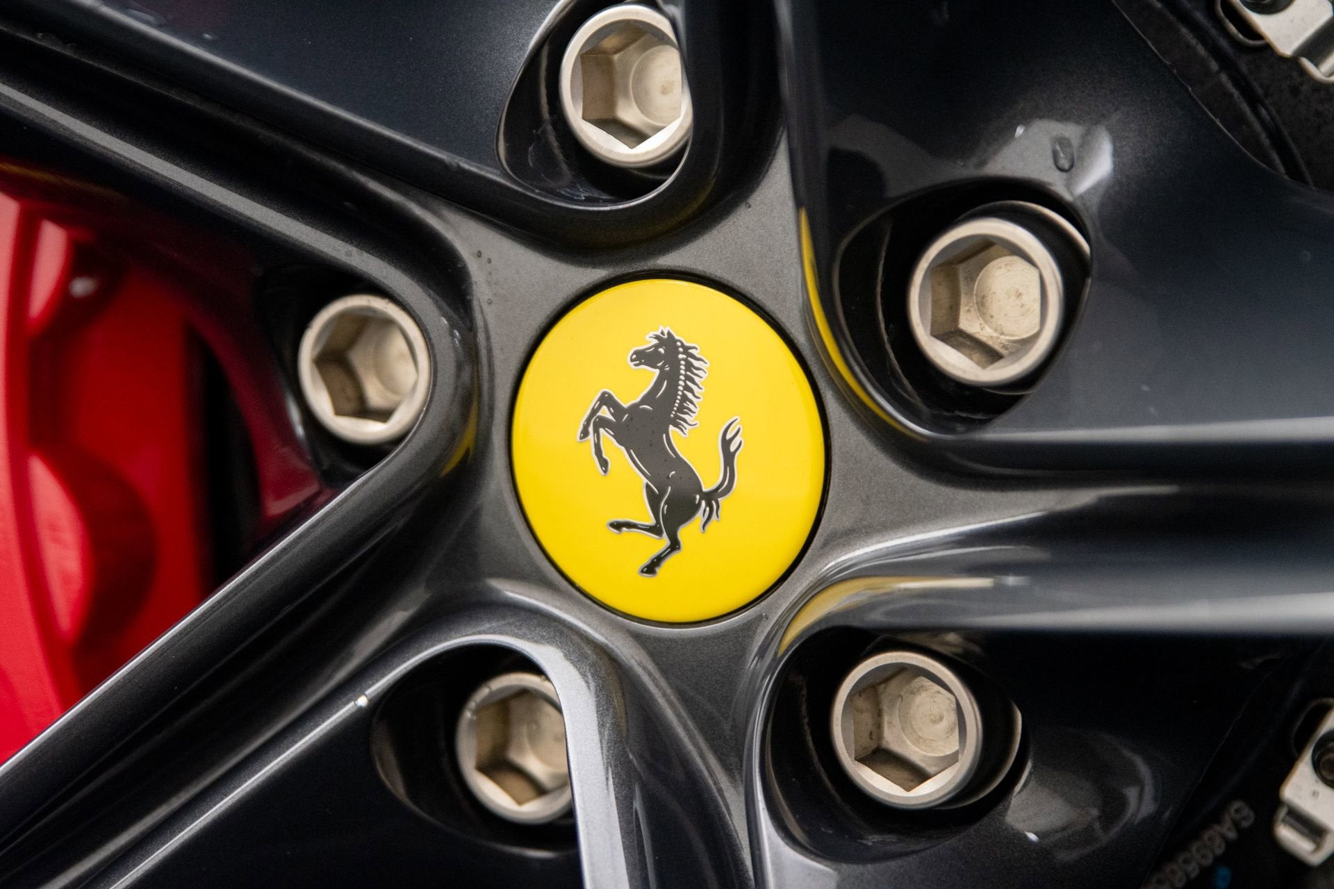 2022 Ferrari SF90 Base - Photo 42