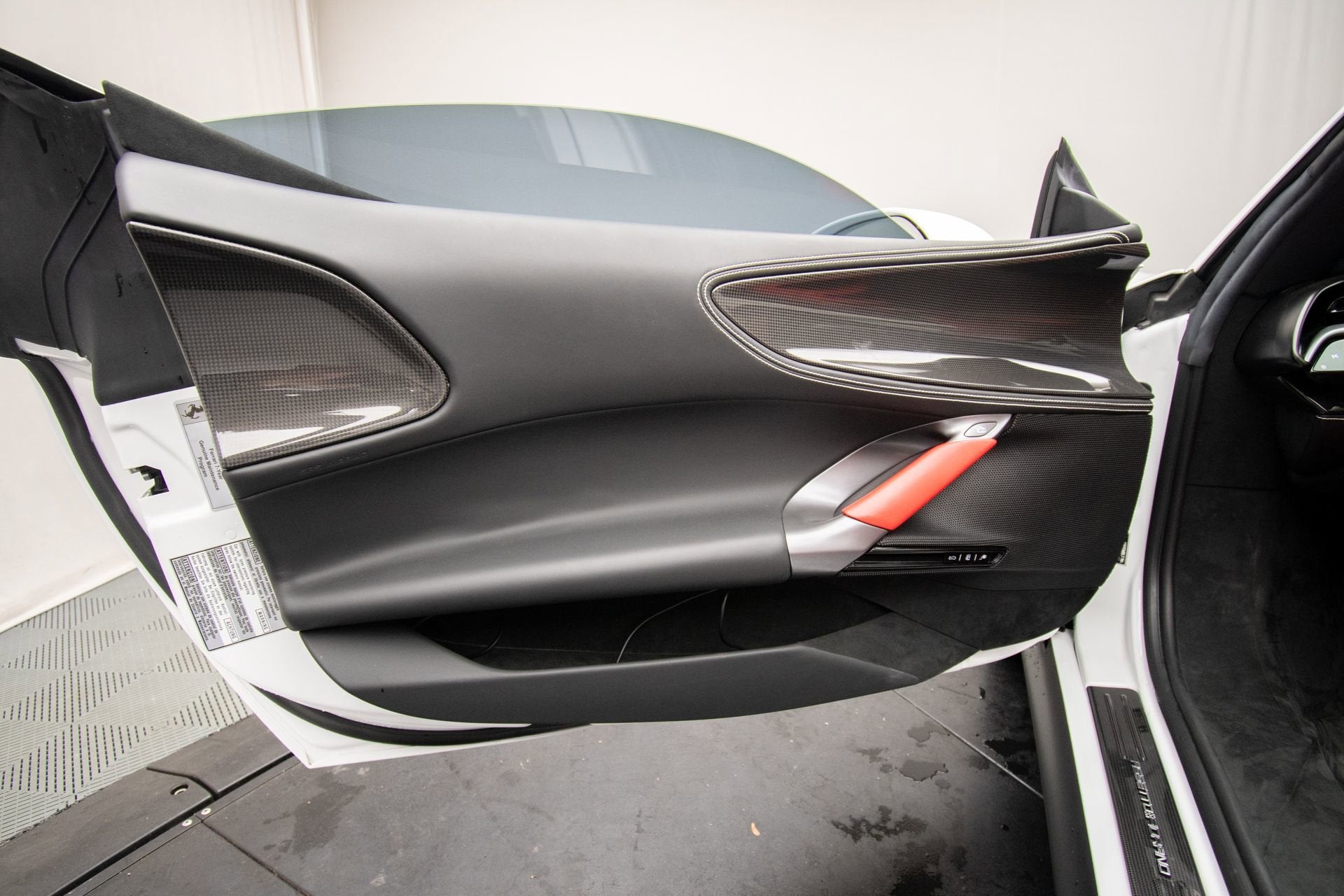 2022 Ferrari SF90 Base - Photo 49
