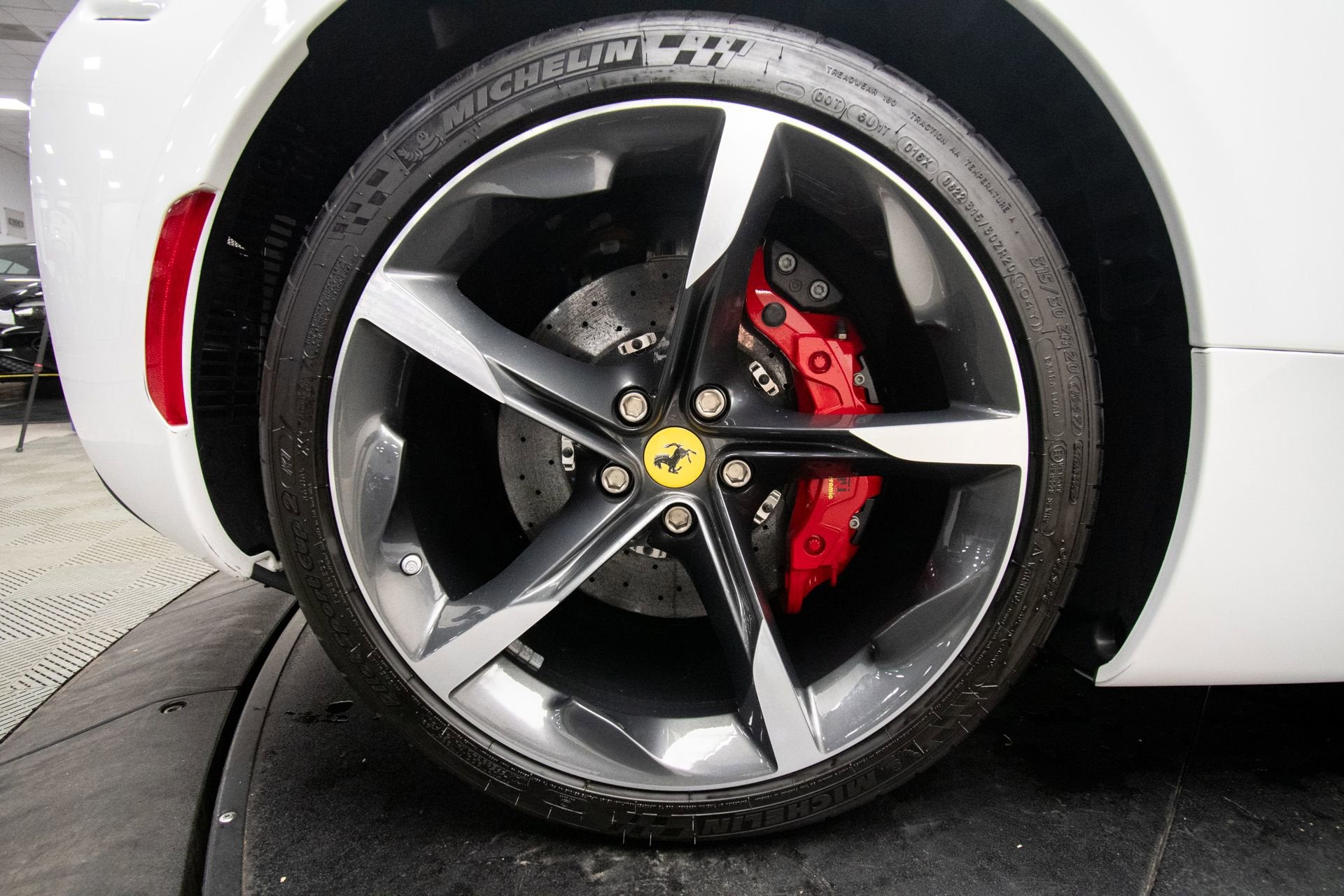 2022 Ferrari SF90 Base - Photo 53