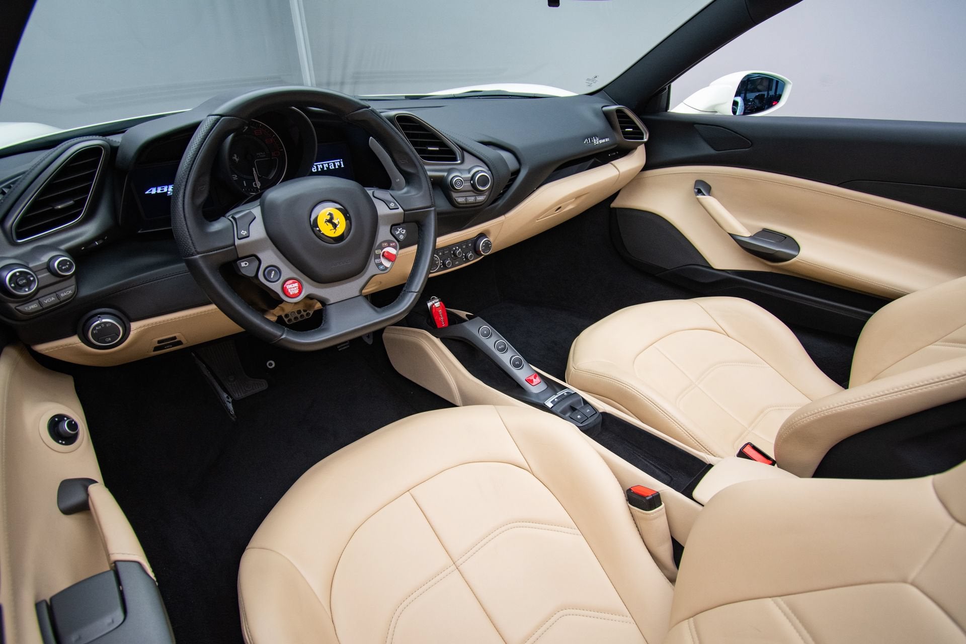 2018 Ferrari 488 GTB Base - Photo 17