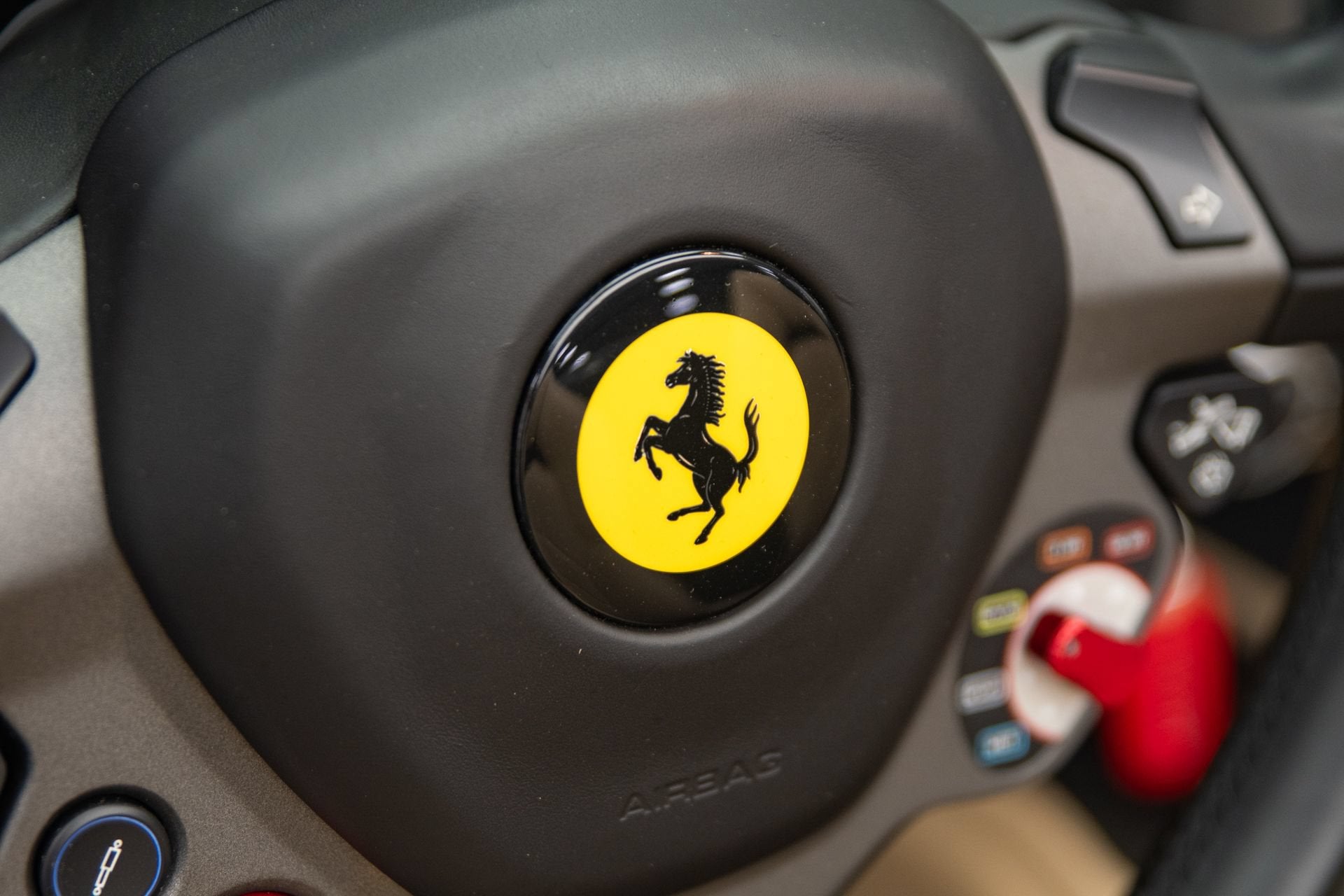 2018 Ferrari 488 GTB Base - Photo 23