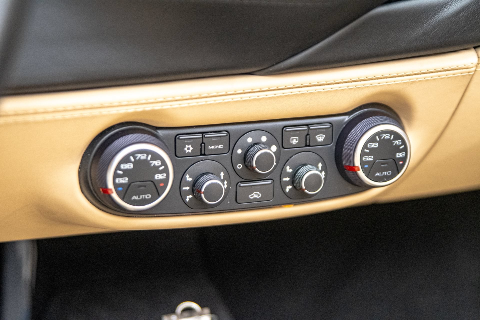 2018 Ferrari 488 GTB Base - Photo 30
