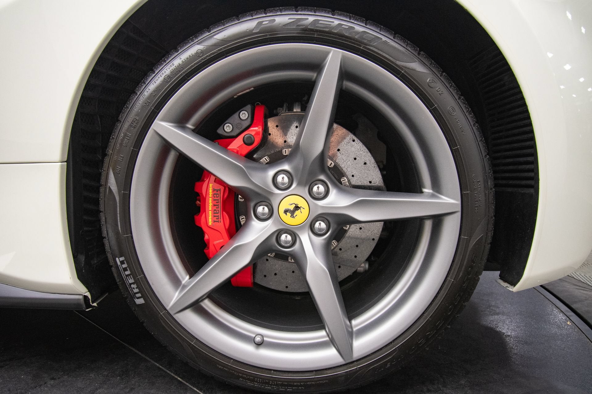 2018 Ferrari 488 GTB Base - Photo 39