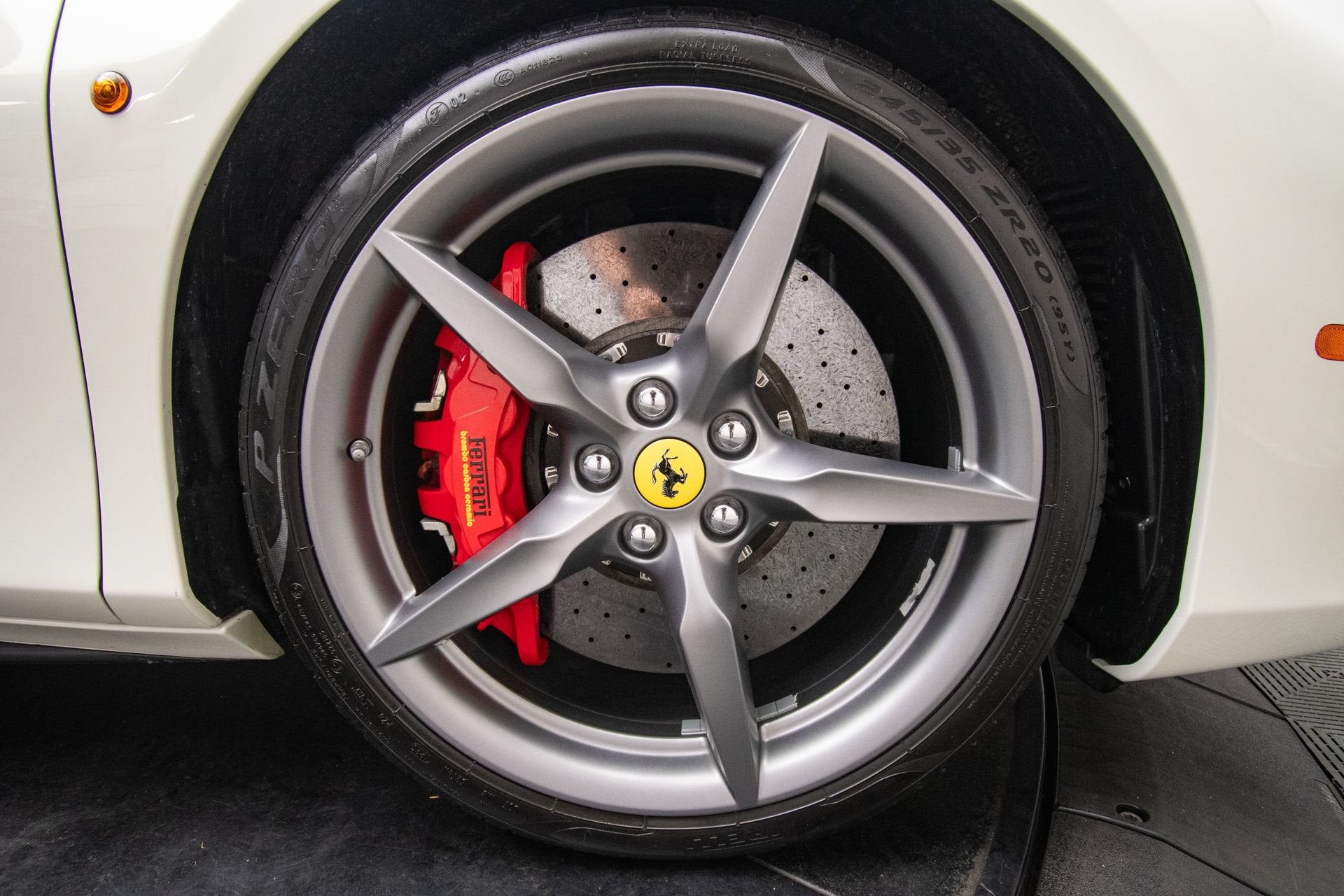 2018 Ferrari 488 GTB Base - Photo 42