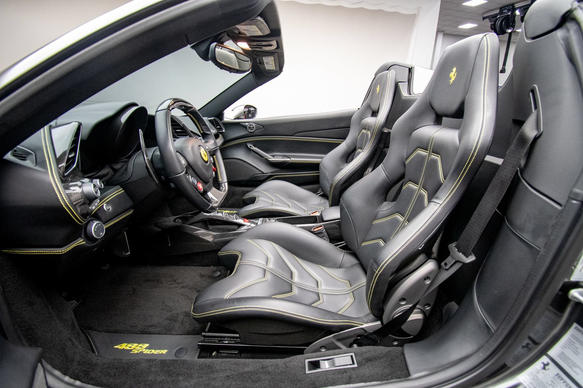 Ferrari-488-Spider-ZFF80AMA3H0225988 - Ferrari of Central New Jersey