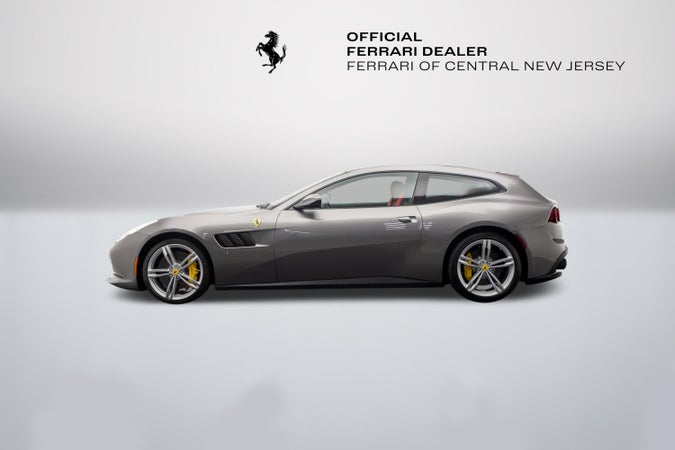 Ferrari GTC4Lusso