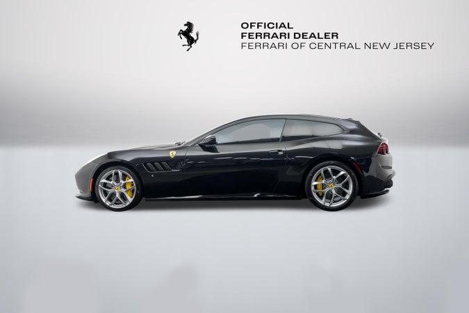 Ferrari GTC4Lusso T