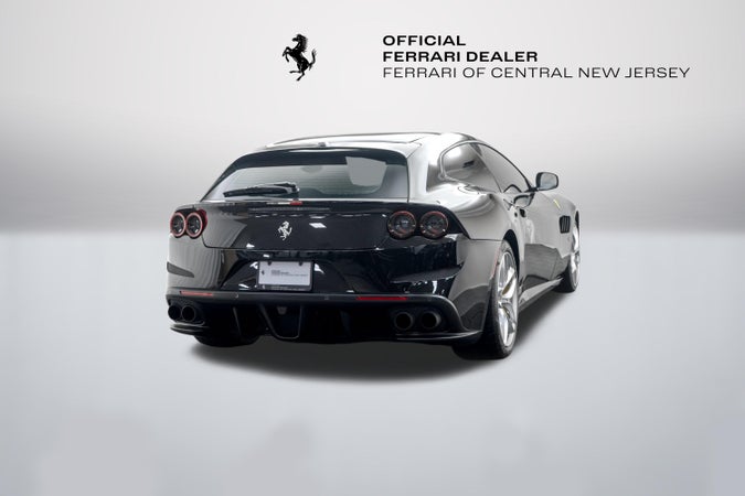 Ferrari GTC4Lusso T