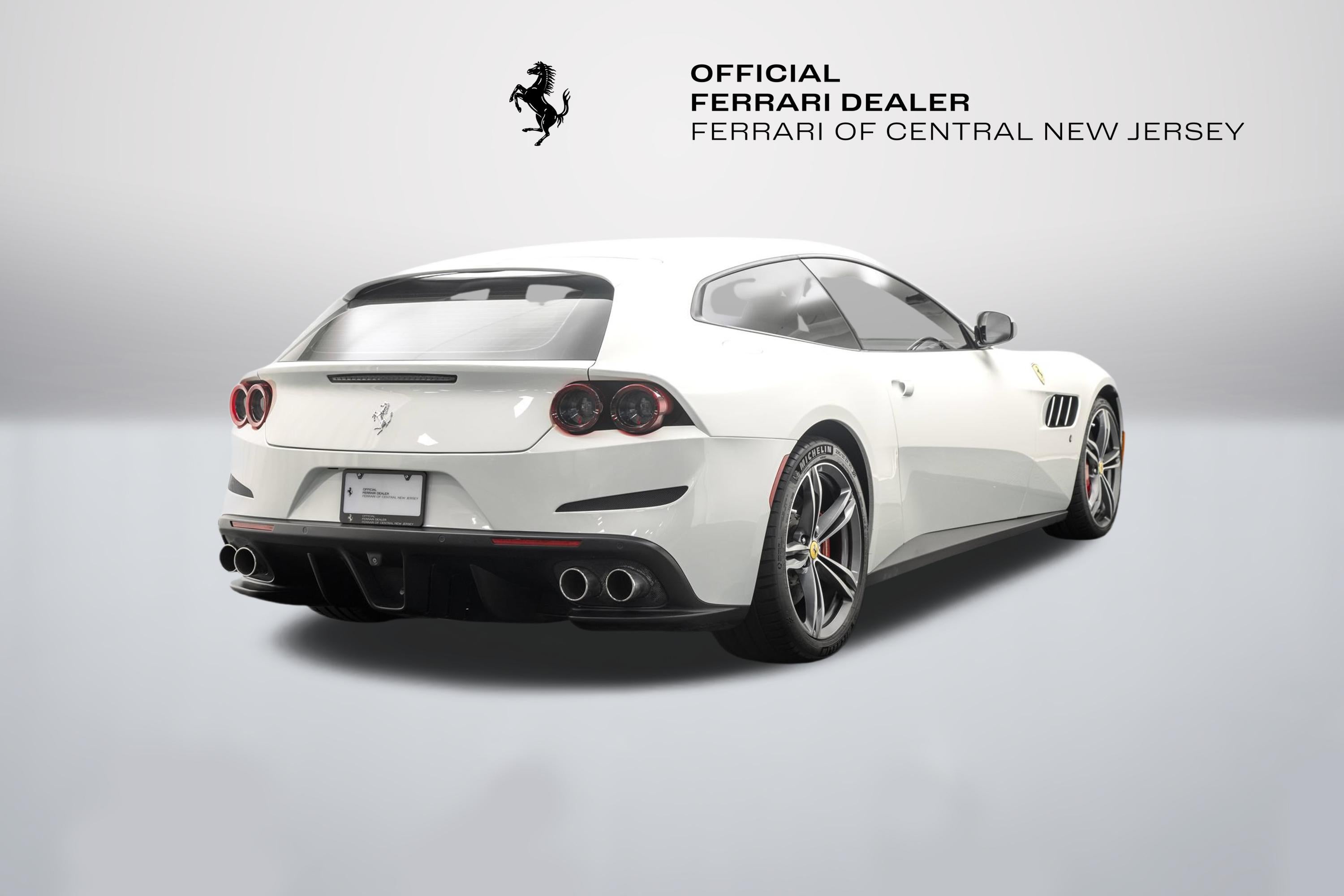 2019 Ferrari GTC4Lusso Base - Photo 7