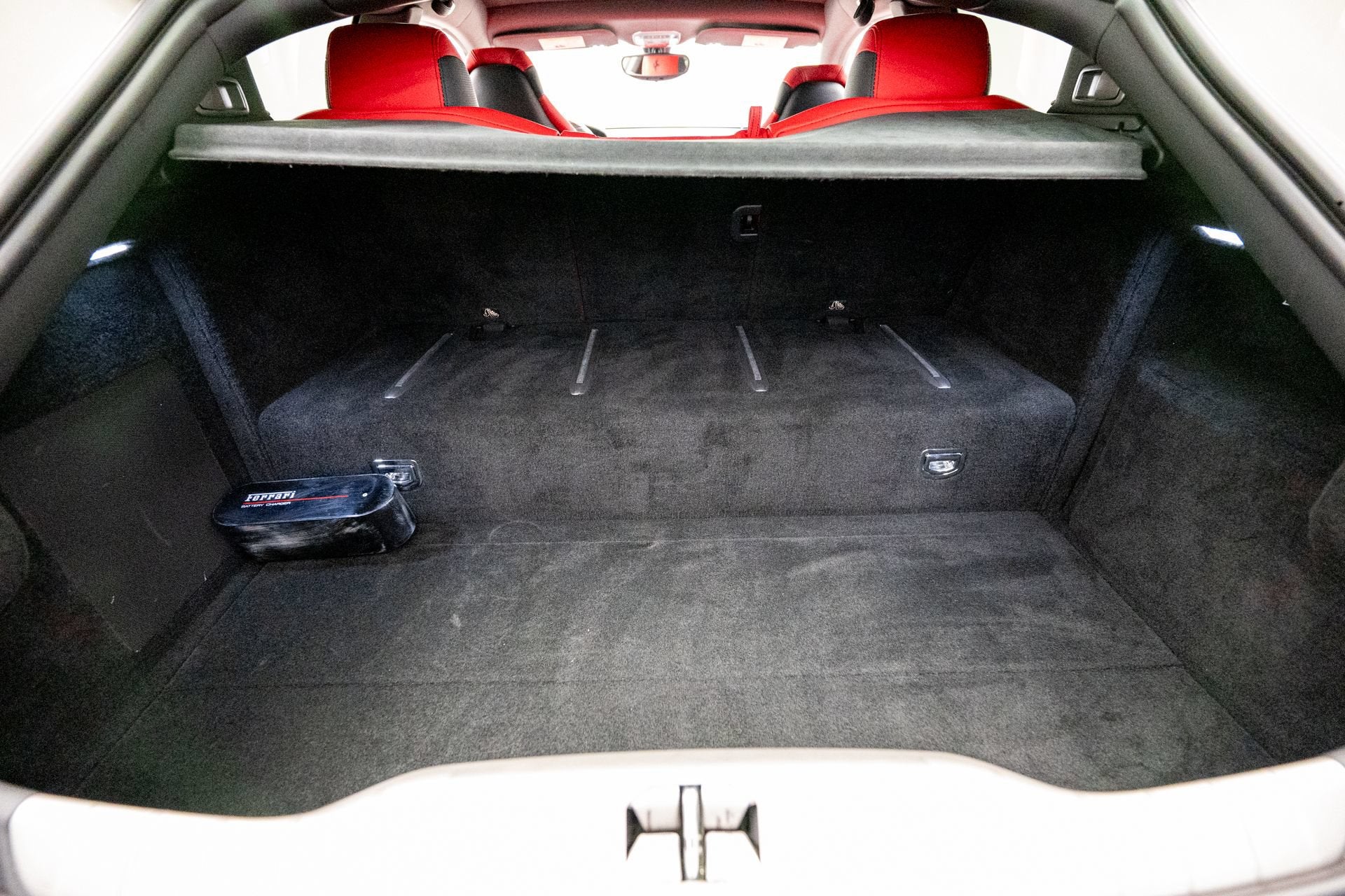 2019 Ferrari GTC4Lusso Base - Photo 47