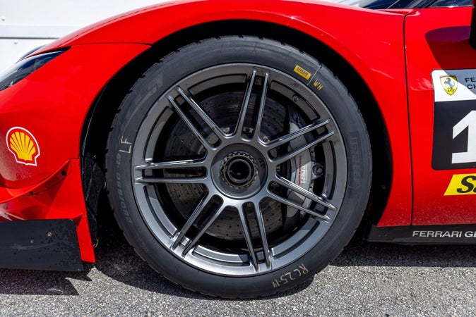 Ferrari 296 Challenge