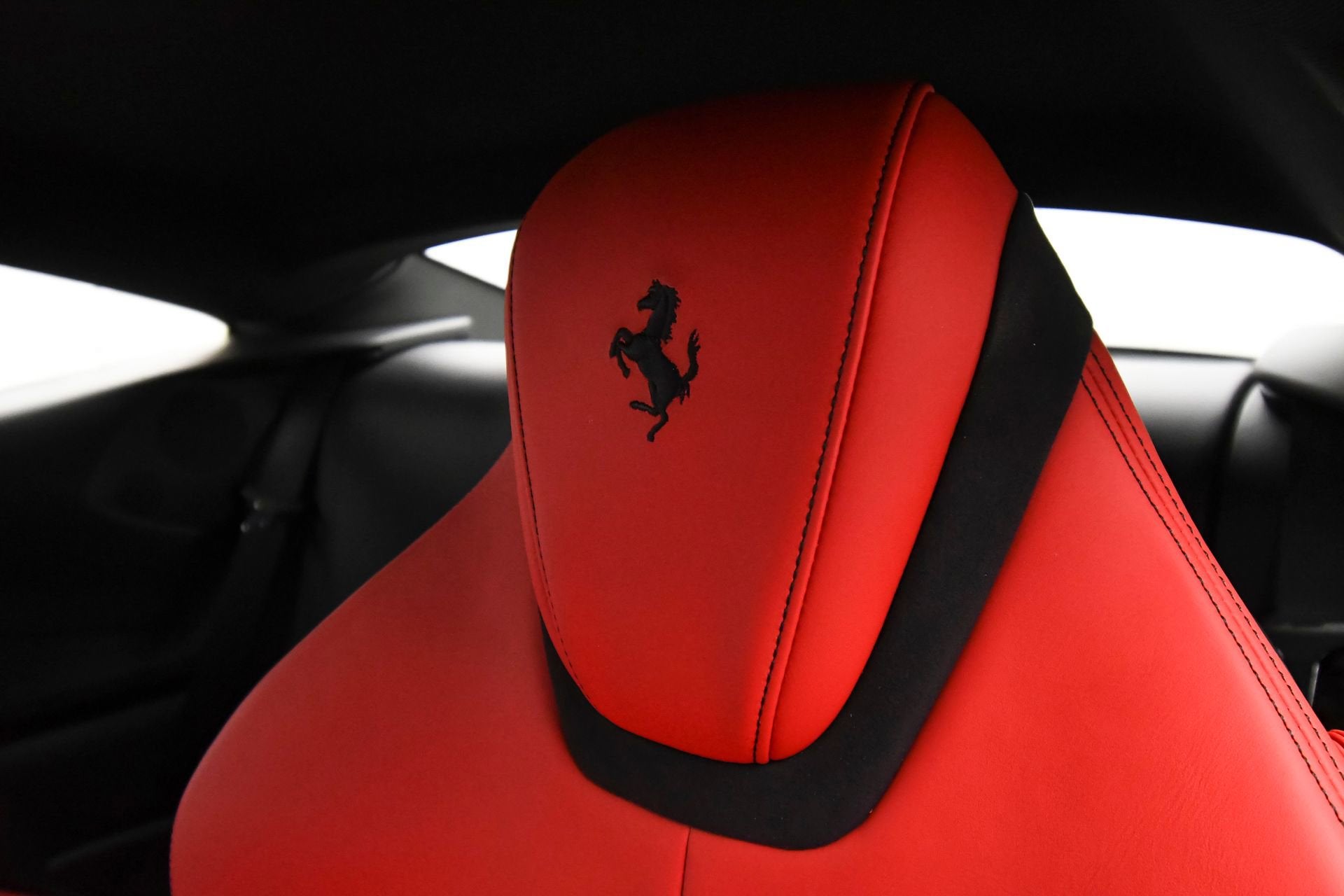 Ferrari-Roma-ZFF98RNA1N0280459 - Ferrari of Central New Jersey