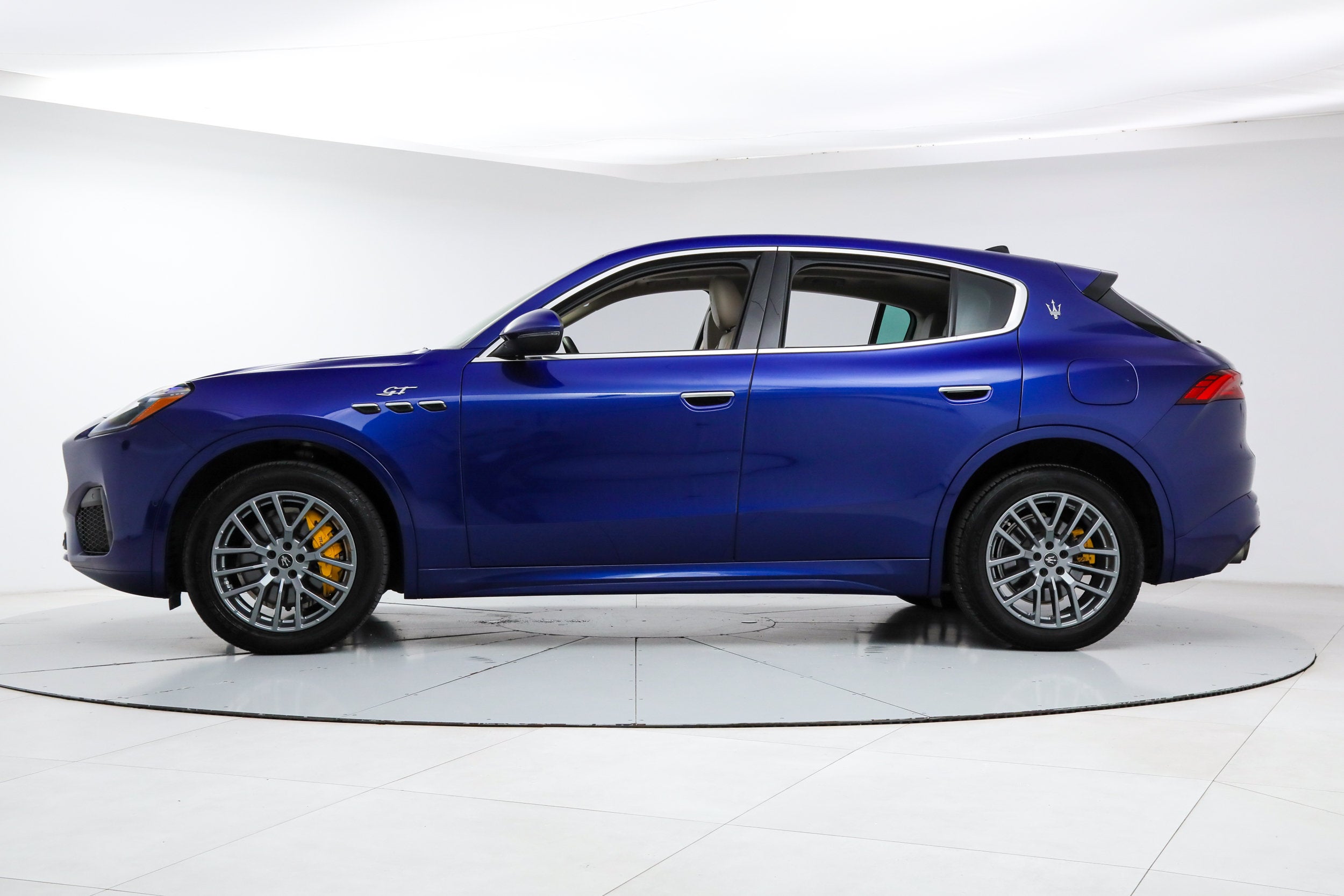 GT AWD