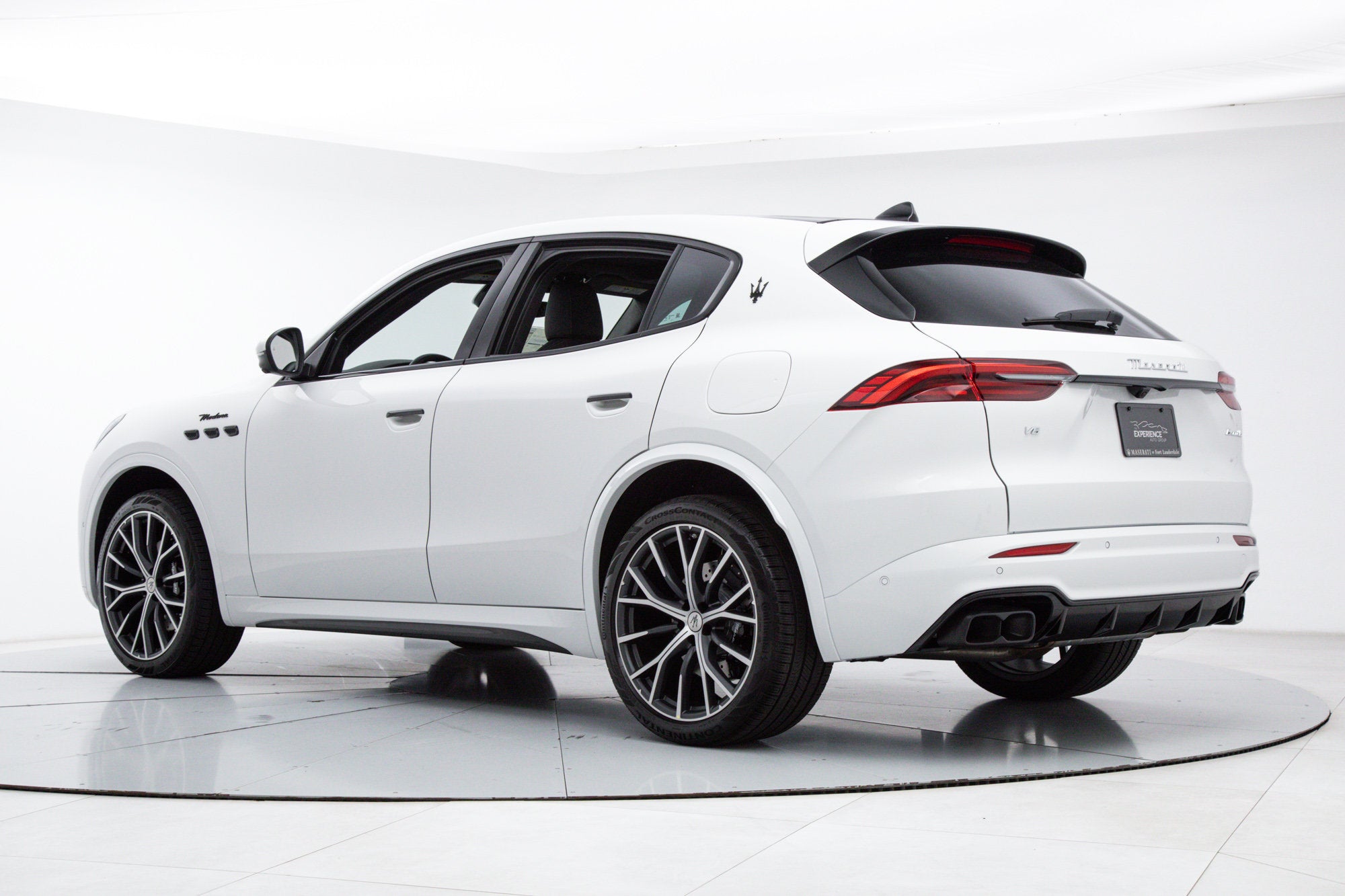 Modena AWD