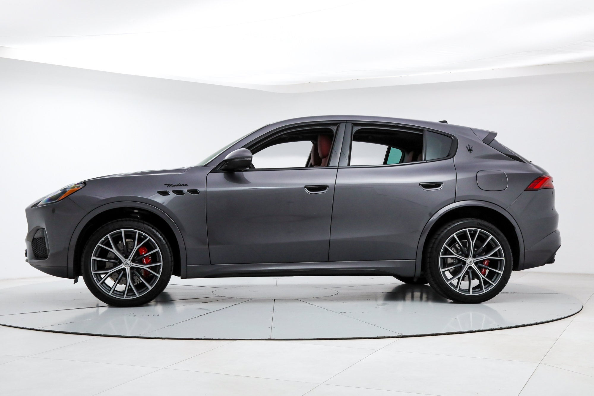 Modena AWD