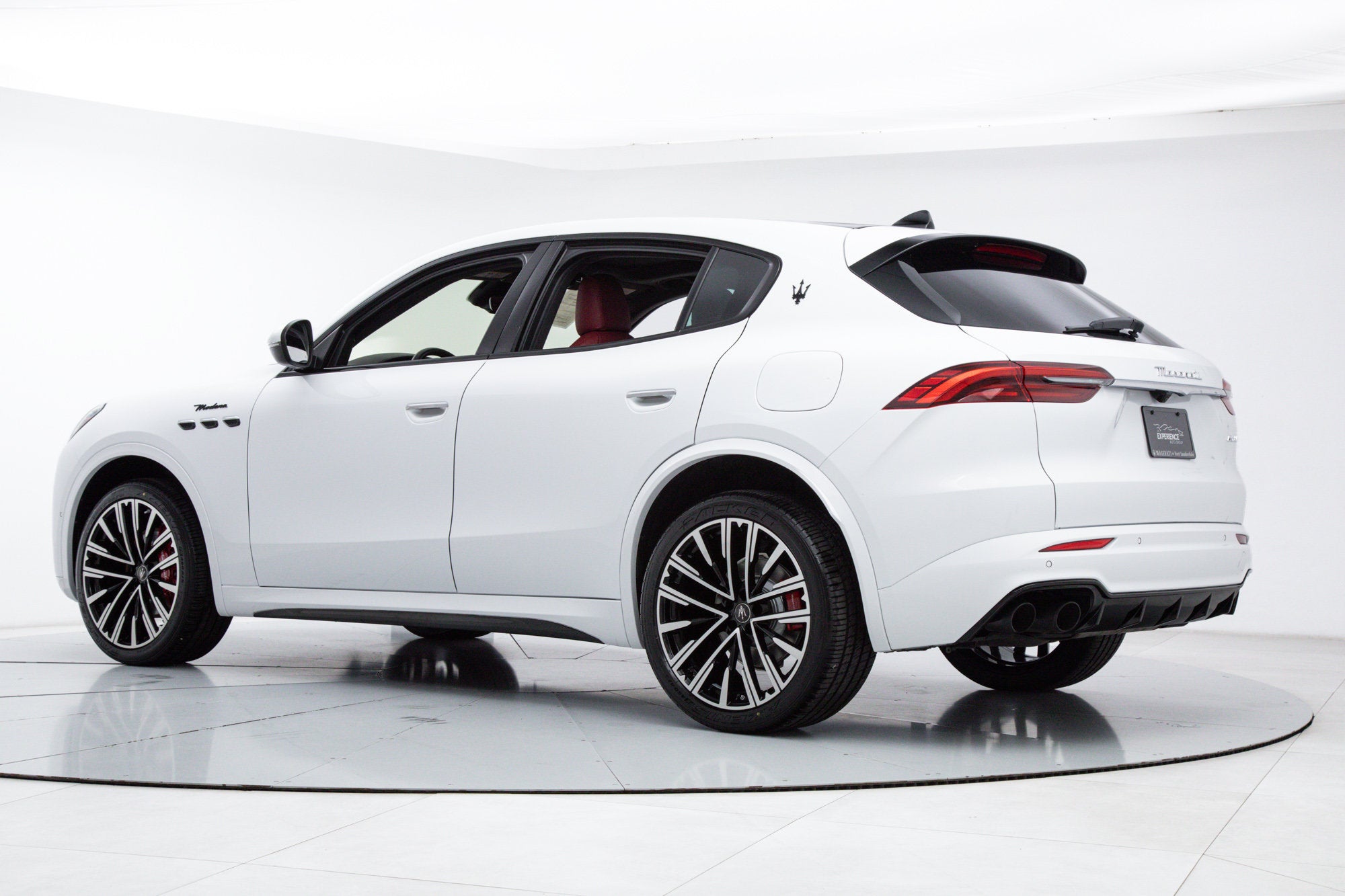 Modena AWD